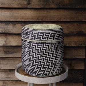 Tenate de Palma in extra Large size woven by hand. Buy fair trade woven baskets from Beshlie and support local communites of artisans in Oaxaca, Mexico. Perfect for storage.